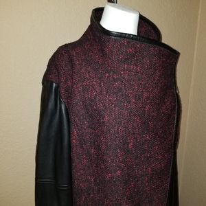 Wonder Woman wool & polyester & PU sleeve